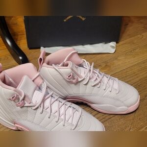 Jordan Kids Sneakers in White and Light Pink